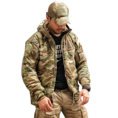 Chaqueta de caza de camuflaje