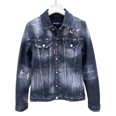 Chaqueta militar de mujer